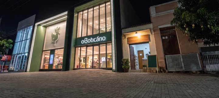 Como um negócio local em Belém pode competir com grandes marcas usando marketing digital